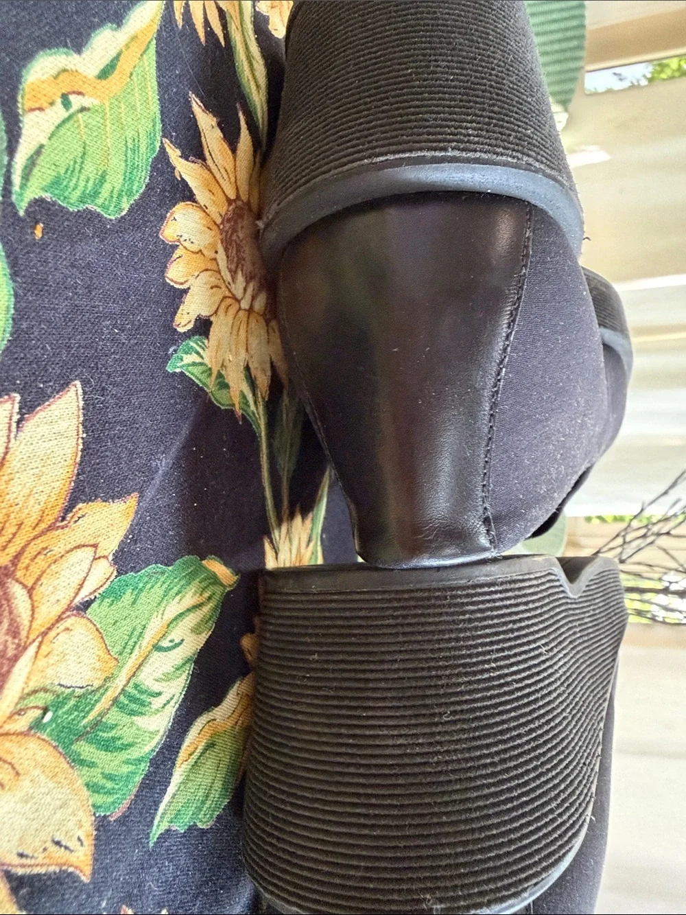 Donald J. Pliner classic slip